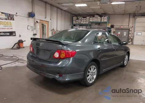 2010 Toyota Corolla S из США, поврежденный, VIN 2T1BU4EE0AC228841